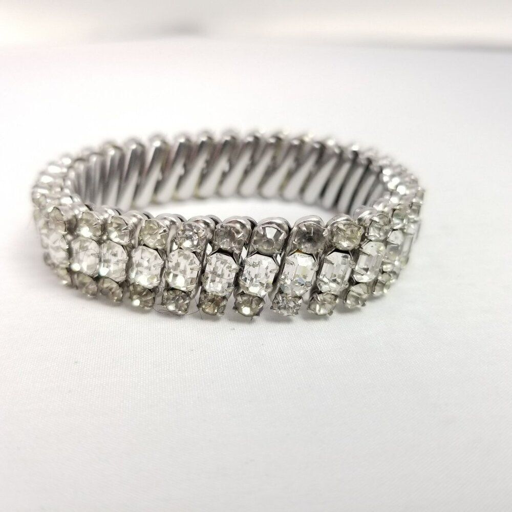 Vintage Three Row Rhinestone Stretch Expansion Bracelet, Emerald Shape Stones - Picture 6 of 8